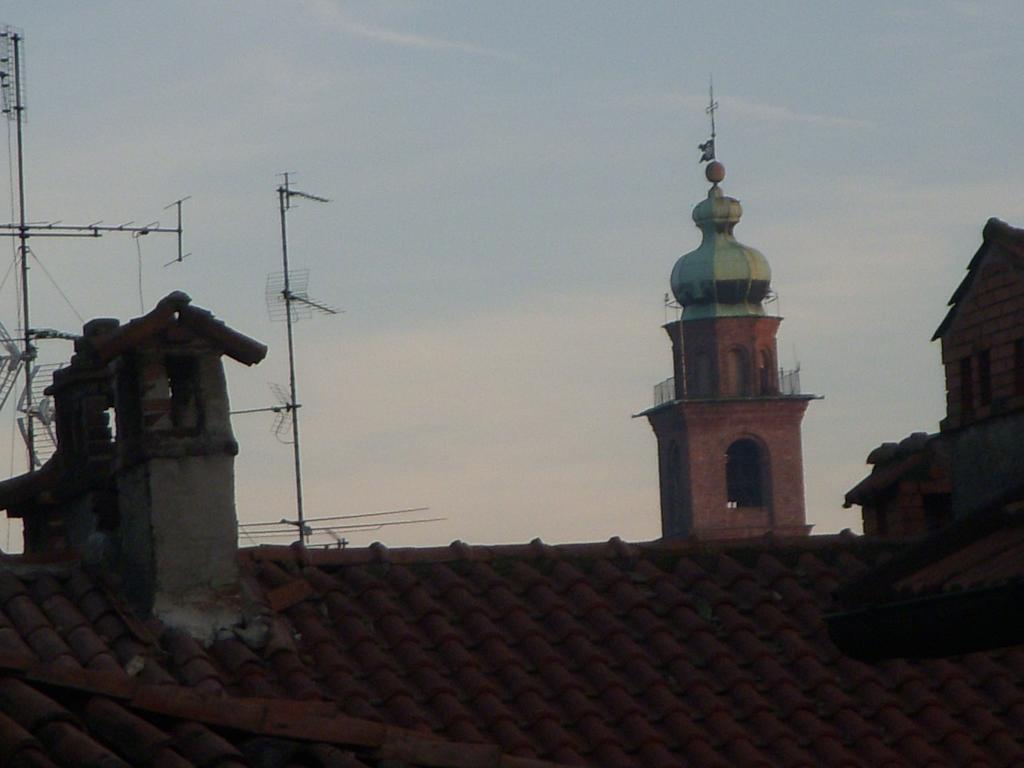 Locanda San Bernardo Vigevano Exterior photo